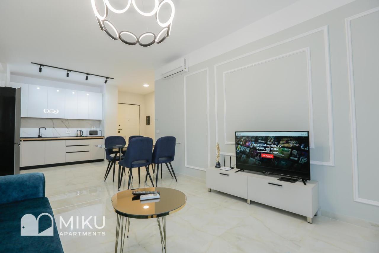 טיראנה Miku Apartment - Vibrant 1Bd Apartment At Olympic Residence מראה חיצוני תמונה