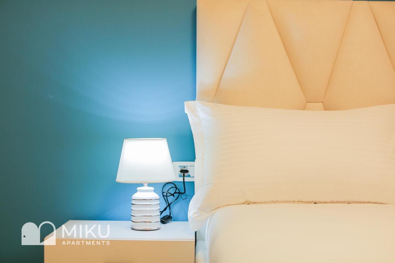 טיראנה Miku Apartment - Vibrant 1Bd Apartment At Olympic Residence מראה חיצוני תמונה