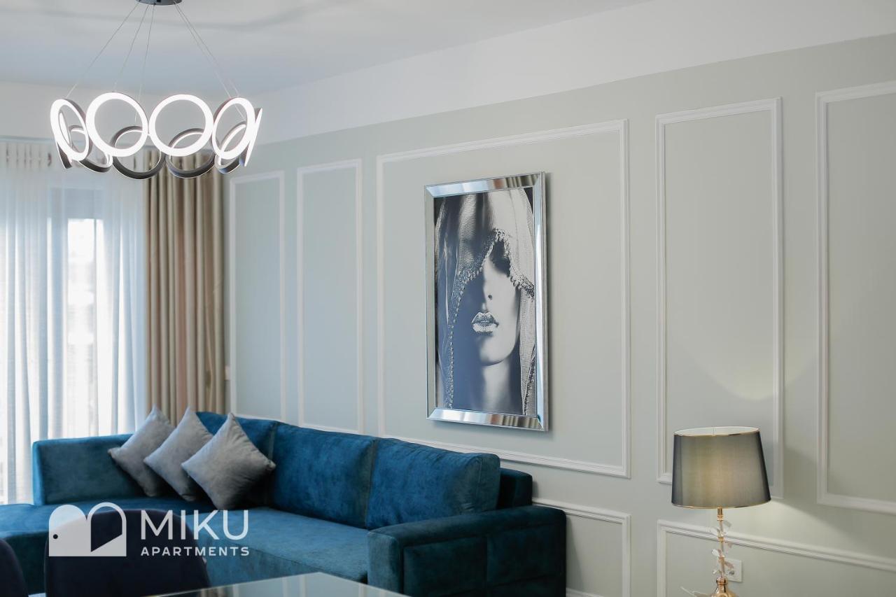 טיראנה Miku Apartment - Vibrant 1Bd Apartment At Olympic Residence מראה חיצוני תמונה